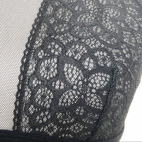 VICTORIA’S SECRET Black Lace Halter Bralette - Picture 7 of 14